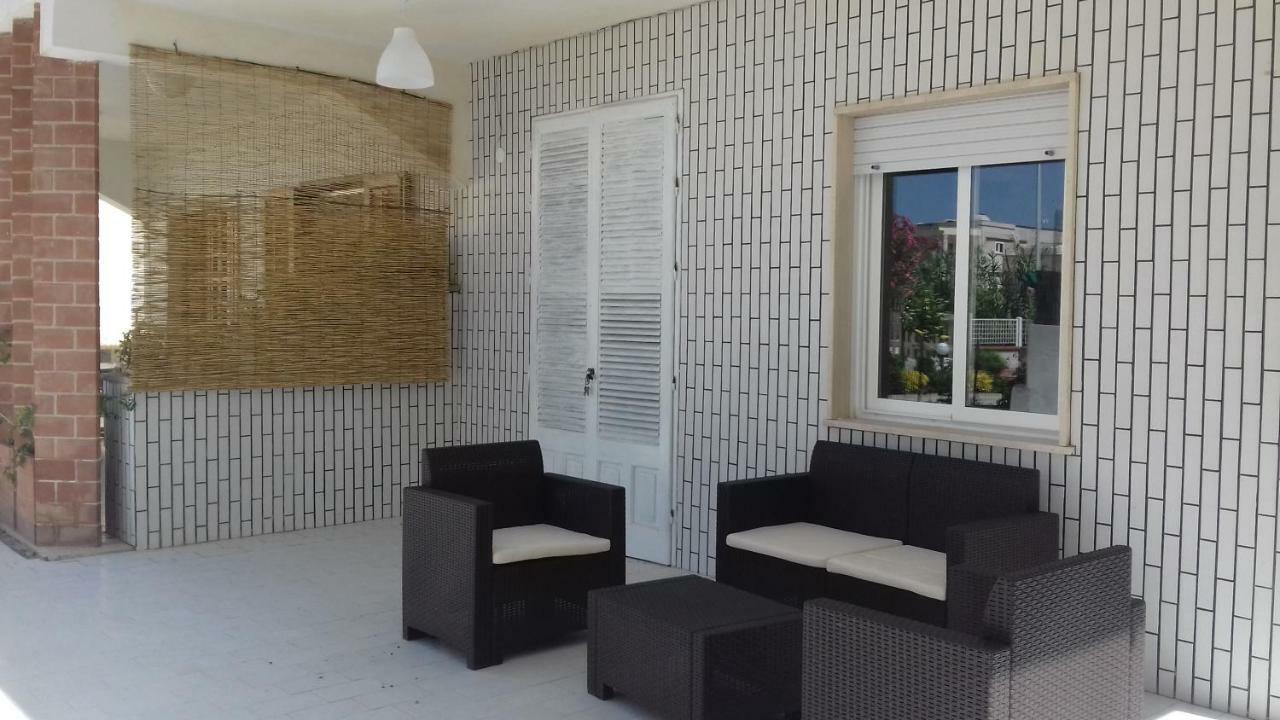 La Rosa Dei Venti Villa Алкамо Марина Екстериор снимка